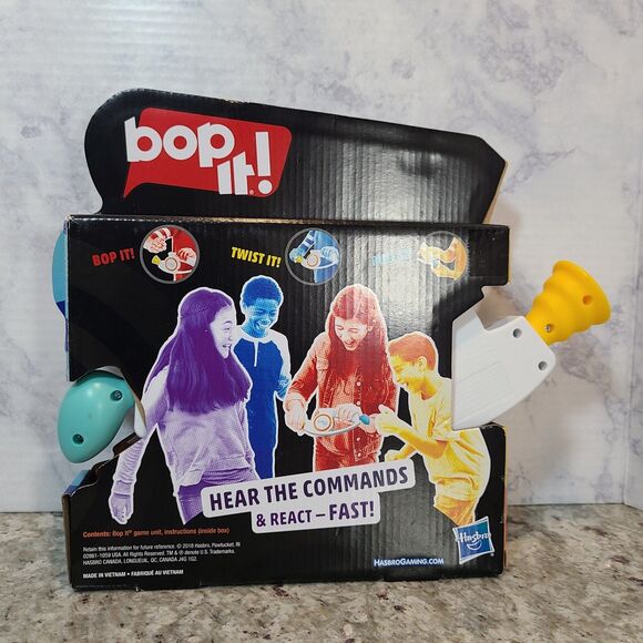 New 2018 Hasbro Gaming Bop It! Electronic Classic Game E6393 Bop Twist Pull - Picture 2 of 4